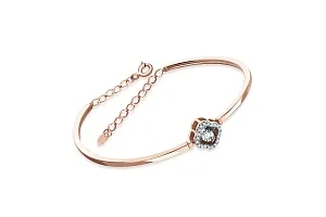 Браслет Клевер из красного золота с 21 бриллиантами