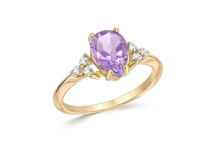 Кольцо из жёлтого золота с аметистом и 6 фианитами