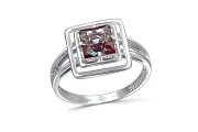 Кольцо из белого золота с александритом