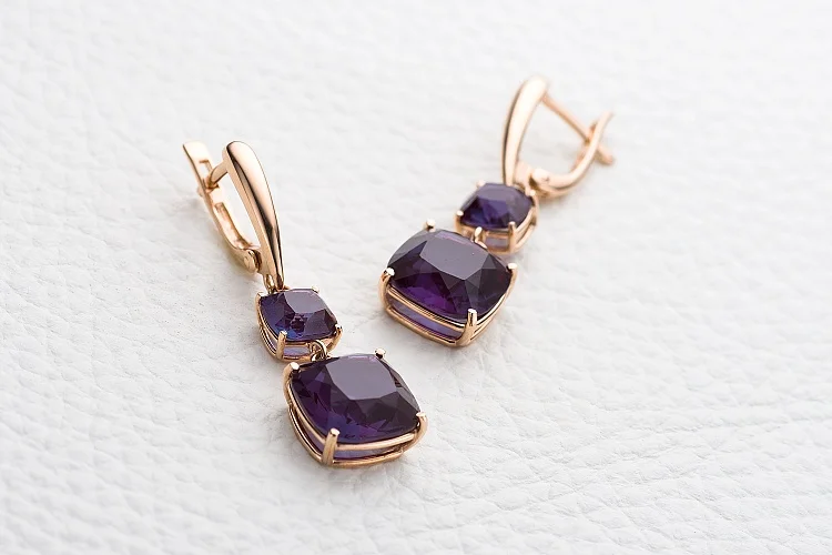 Серьги из красного золота с 4 александритами