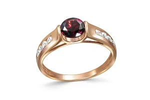 Кольцо из красного золота с гранатом и 8 фианитами