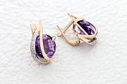 Серьги из красного золота с 2 аметистами и 6 фианитами