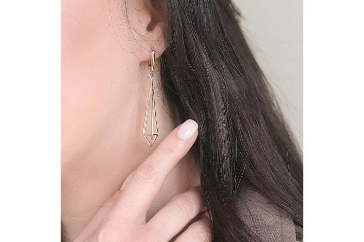 Серьги из жёлтого золота без вставок