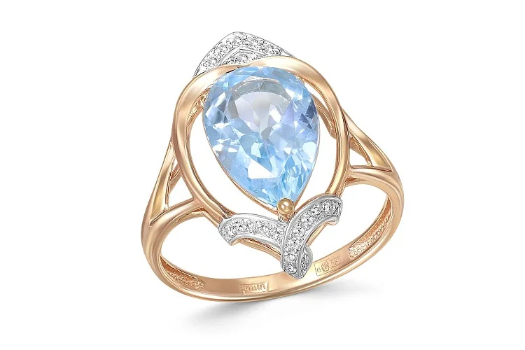 Кольцо из красного золота с топазом sky и 23 фианитами