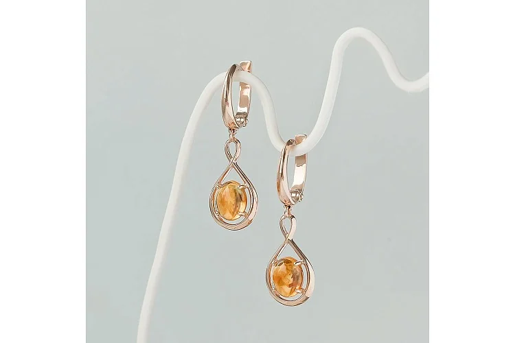 Серьги из красного золота с янтарём