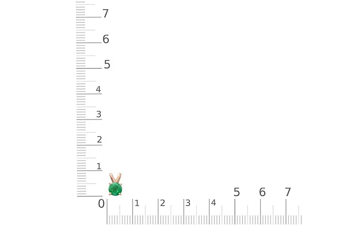 Подвеска из красного золота с изумрудом