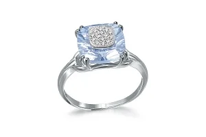 Кольцо из белого золота с топазом sky и 14 бриллиантами