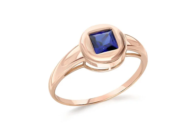 Кольцо из красного золота с корундом