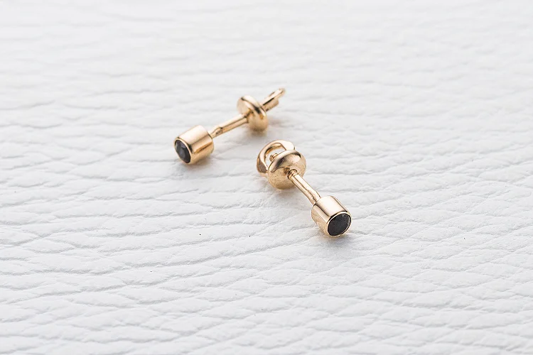 Серьги-пусеты из красного золота с 2 гранатами