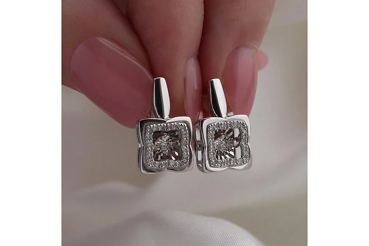 Серьги из белого золота с 42 бриллиантами
