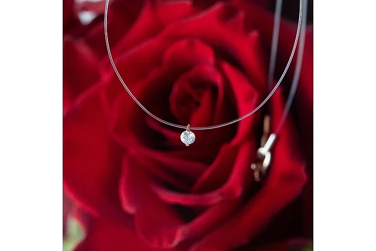 Колье из красного золота с фианитом