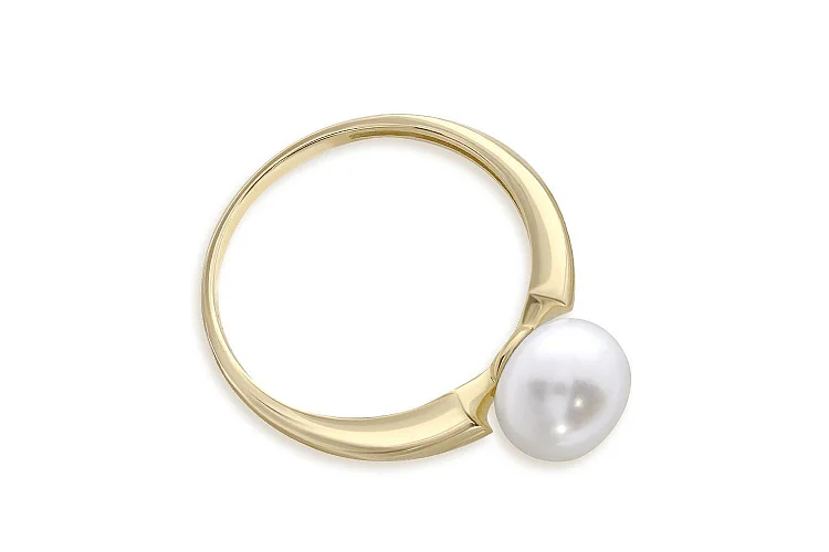 Кольцо из жёлтого золота с жемчугом