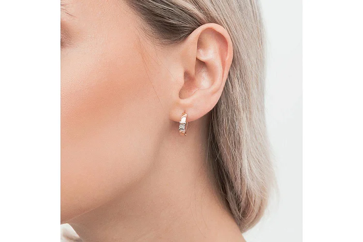 Серьги из красного золота с 2 бриллиантами