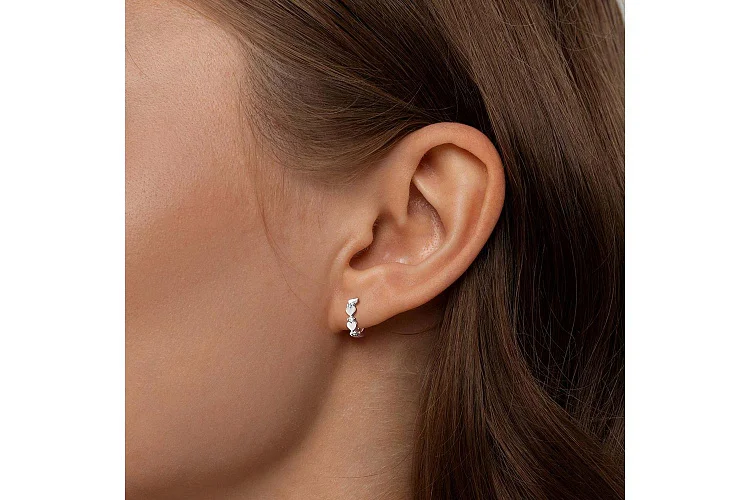 Серьги Сердца из белого золота с 4 фианитами