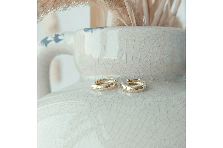 Серьги из жёлтого золота без вставок