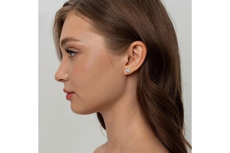 Серьги-пусеты из красного золота с 2 топазами sky