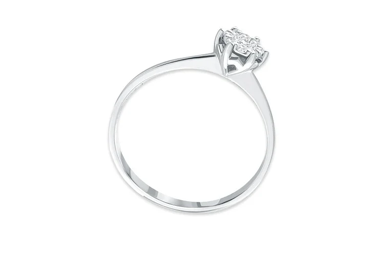 Кольцо Малинка из белого золота с 9 муассанитами