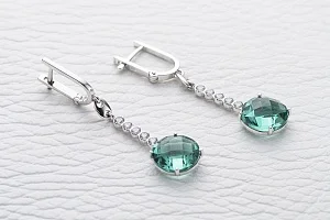 Серьги из белого золота с 2 кварцами и 10 фианитами