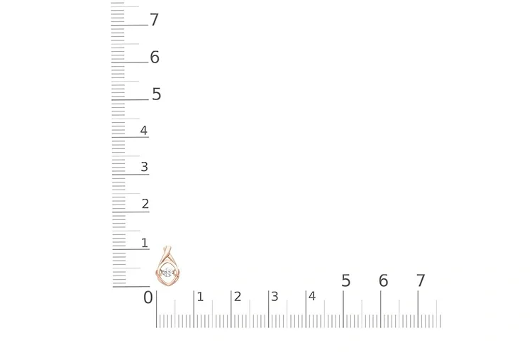 Подвеска из красного золота с муассанитом