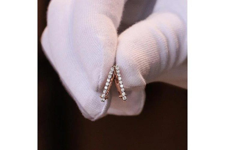 Серьги Дорожки из красного золота с 18 бриллиантами