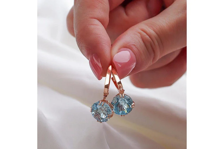 Серьги из красного золота с 2 топазами sky