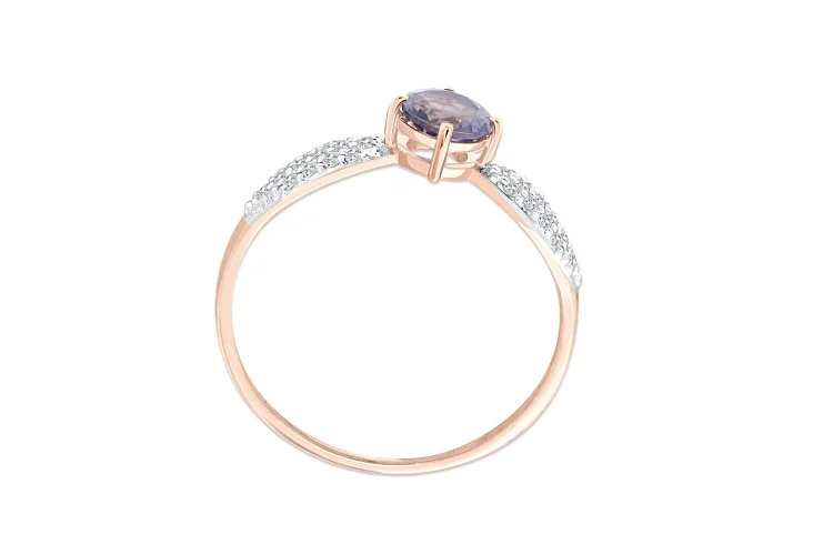 Кольцо из красного золота с иолитом и 28 фианитами