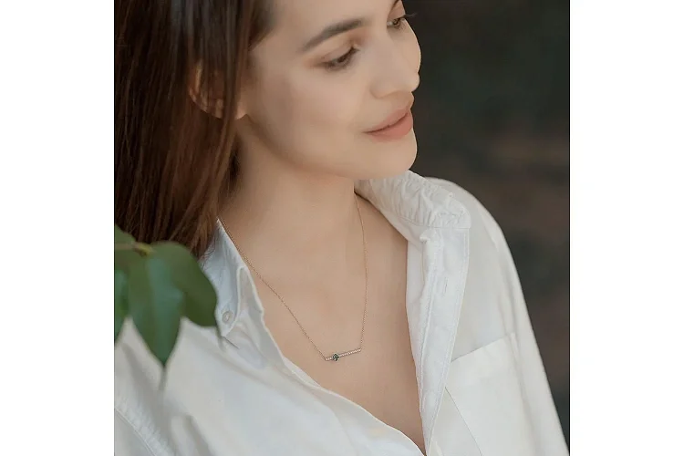 Колье Дорожка из красного золота с топазом лондон и 17 фианитами