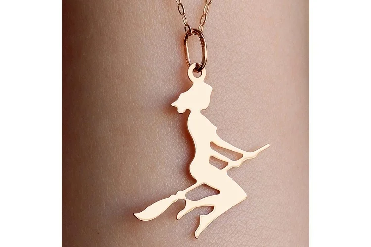 Подвеска Ведьма из красного золота без вставок