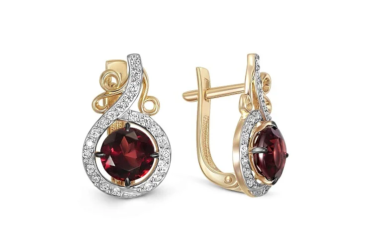 Серьги из жёлтого золота с 2 гранатами и 44 фианитами