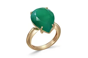 Кольцо из жёлтого золота с халцедоном