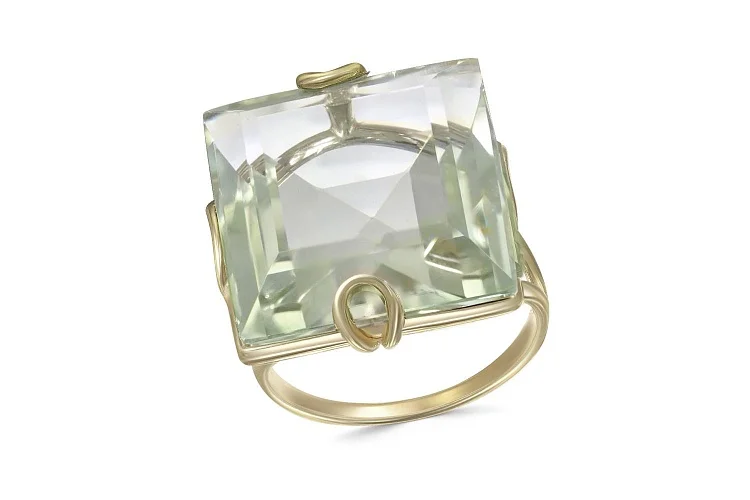 Кольцо из жёлтого золота с аметистом