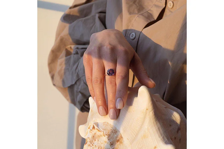 Кольцо из красного золота с ситаллом