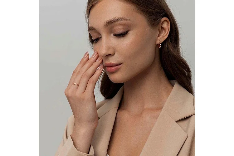 Кольцо Сердце из красного золота с 4 фианитами