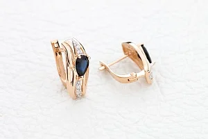 Серьги из красного золота с 2 сапфирами и 10 бриллиантами