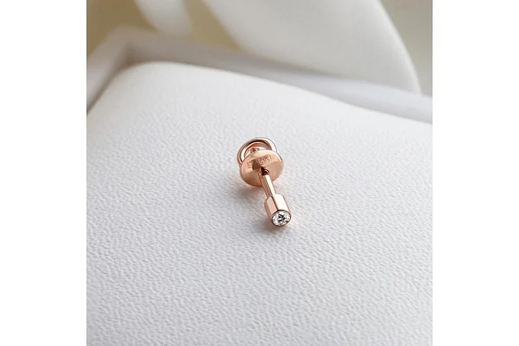 Серьги-пусеты одинарные из красного золота с фианитом
