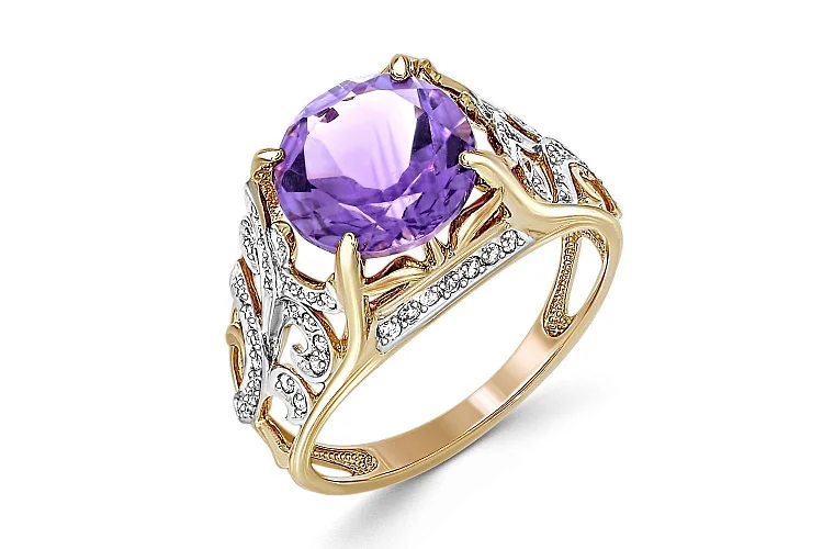 Кольцо из жёлтого золота с аметистом и 62 фианитами