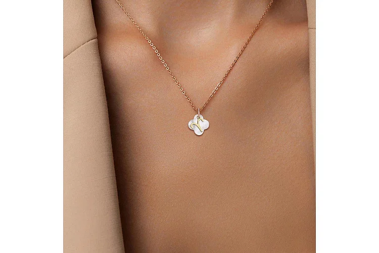 Подвеска Овен из жёлтого золота с перламутром