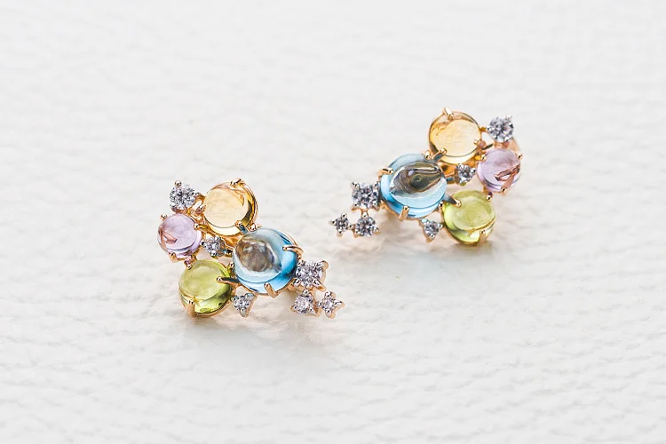 Серьги из красного золота с топазами swiss, хризолитами и цитринами