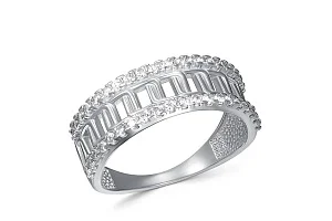 Кольцо из белого золота с 40 фианитами