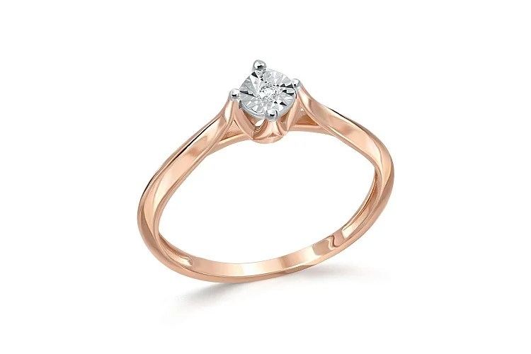 Кольцо из красного золота с бриллиантом