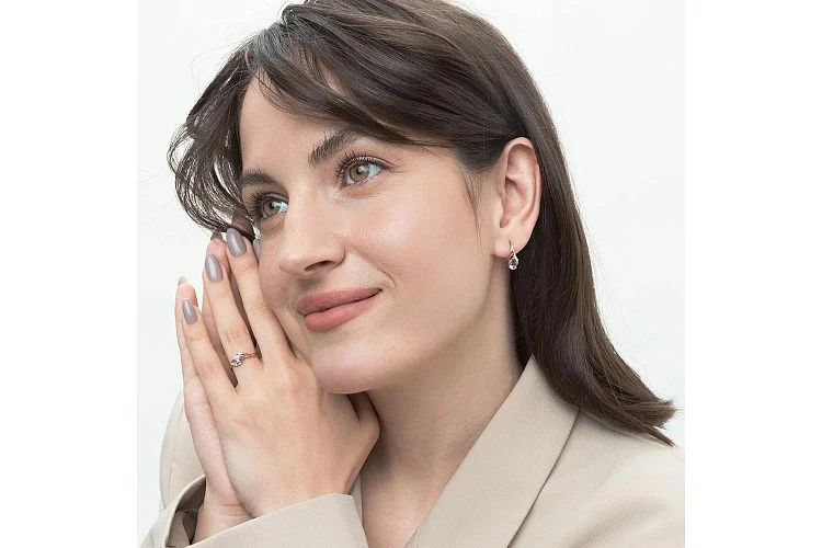 Серьги из красного золота с 2 аметистами и 6 фианитами