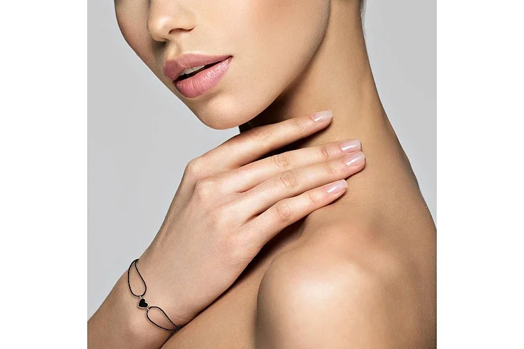 Браслет Сердце из красного золота с ониксом