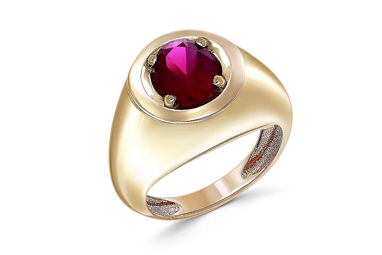 Кольцо из жёлтого золота с корундом