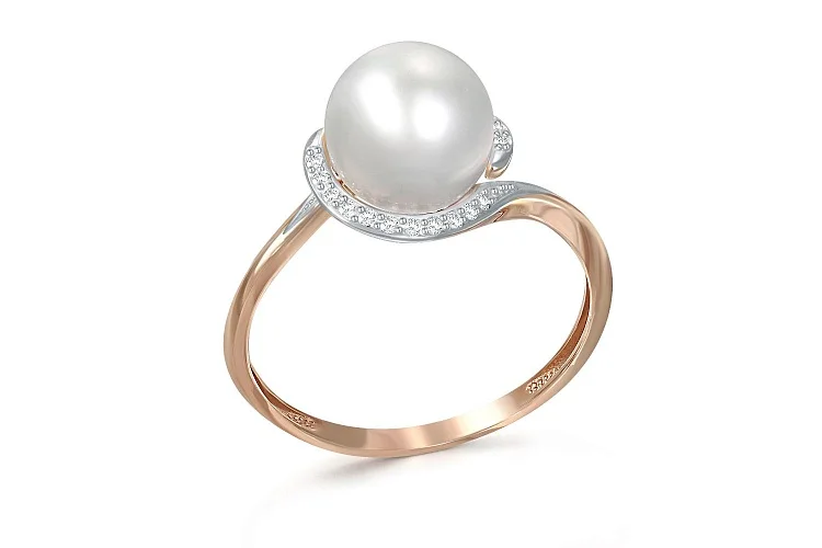 Кольцо из красного золота с жемчугом и 22 фианитами