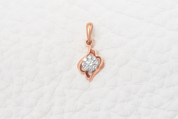 Подвеска Малинка из красного золота с 9 бриллиантами