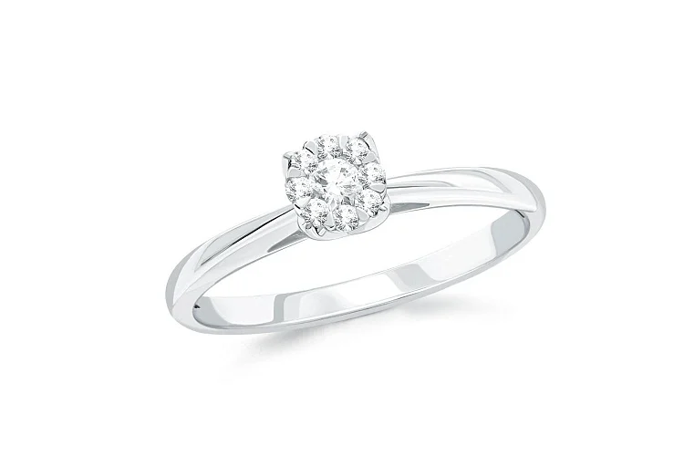 Кольцо Малинка из белого золота с 9 бриллиантами