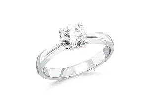 Кольцо из белого золота с бриллиантом