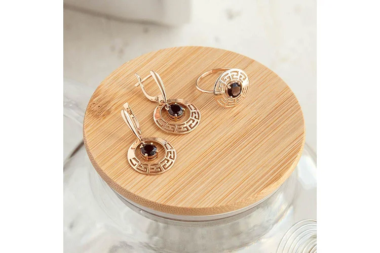 Серьги из красного золота с 2 раухтопазами