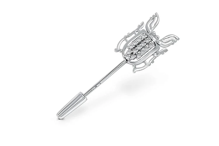 Брошь Жук из белого золота с 15 фианитами