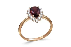 Кольцо из красного золота с гранатом и 14 фианитами